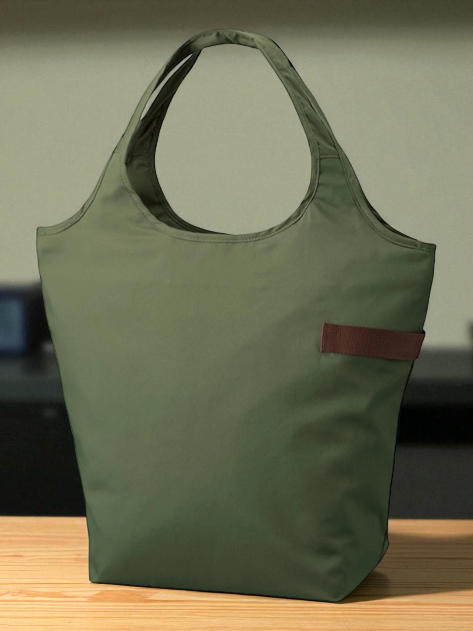 クルリトクーラーマルシェバッグ（ゴム色/ブラック）