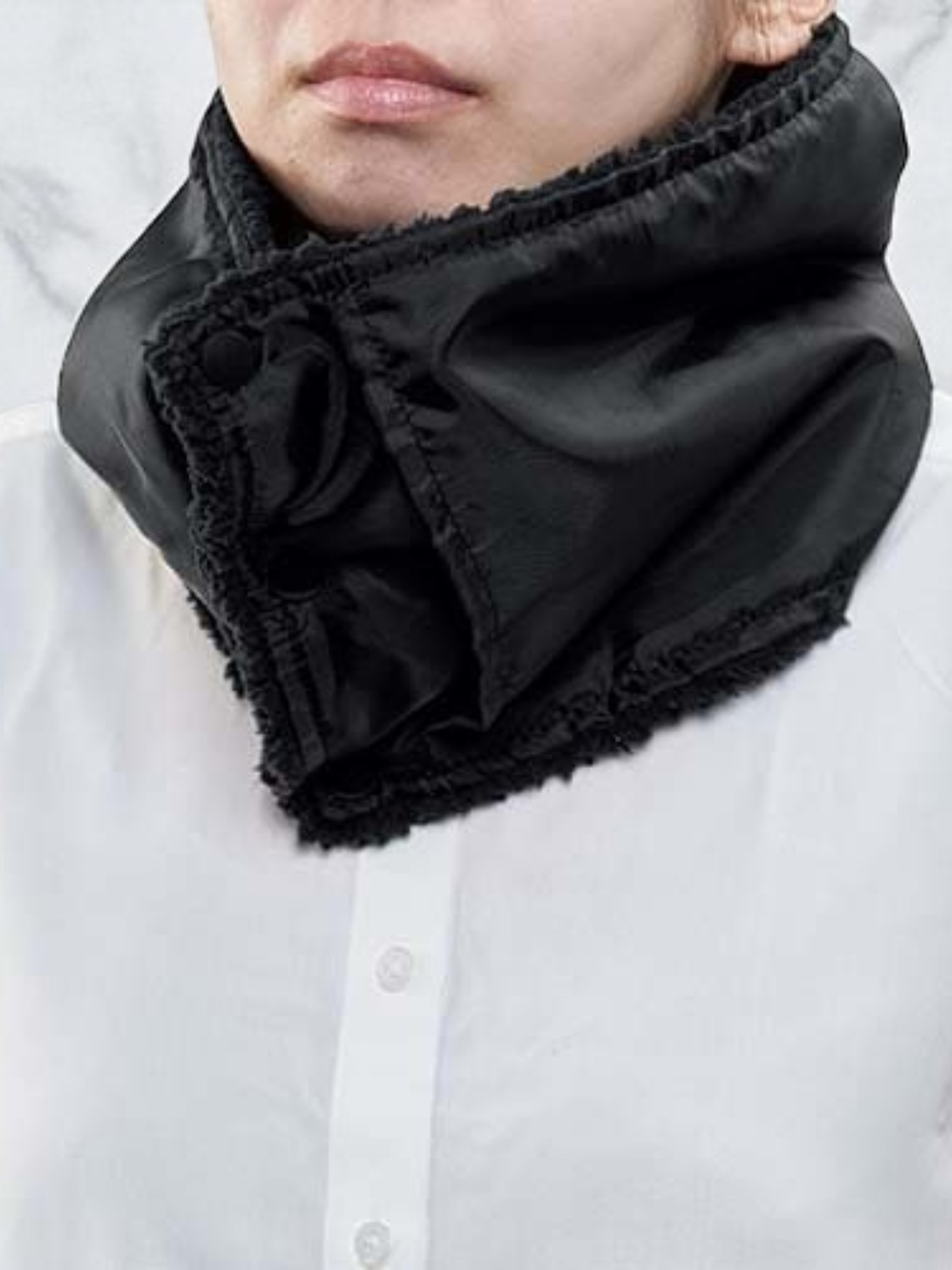 ボアネックウォーマー