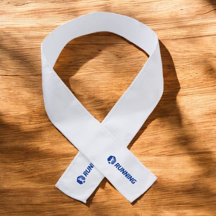 スグヒエスカーフ