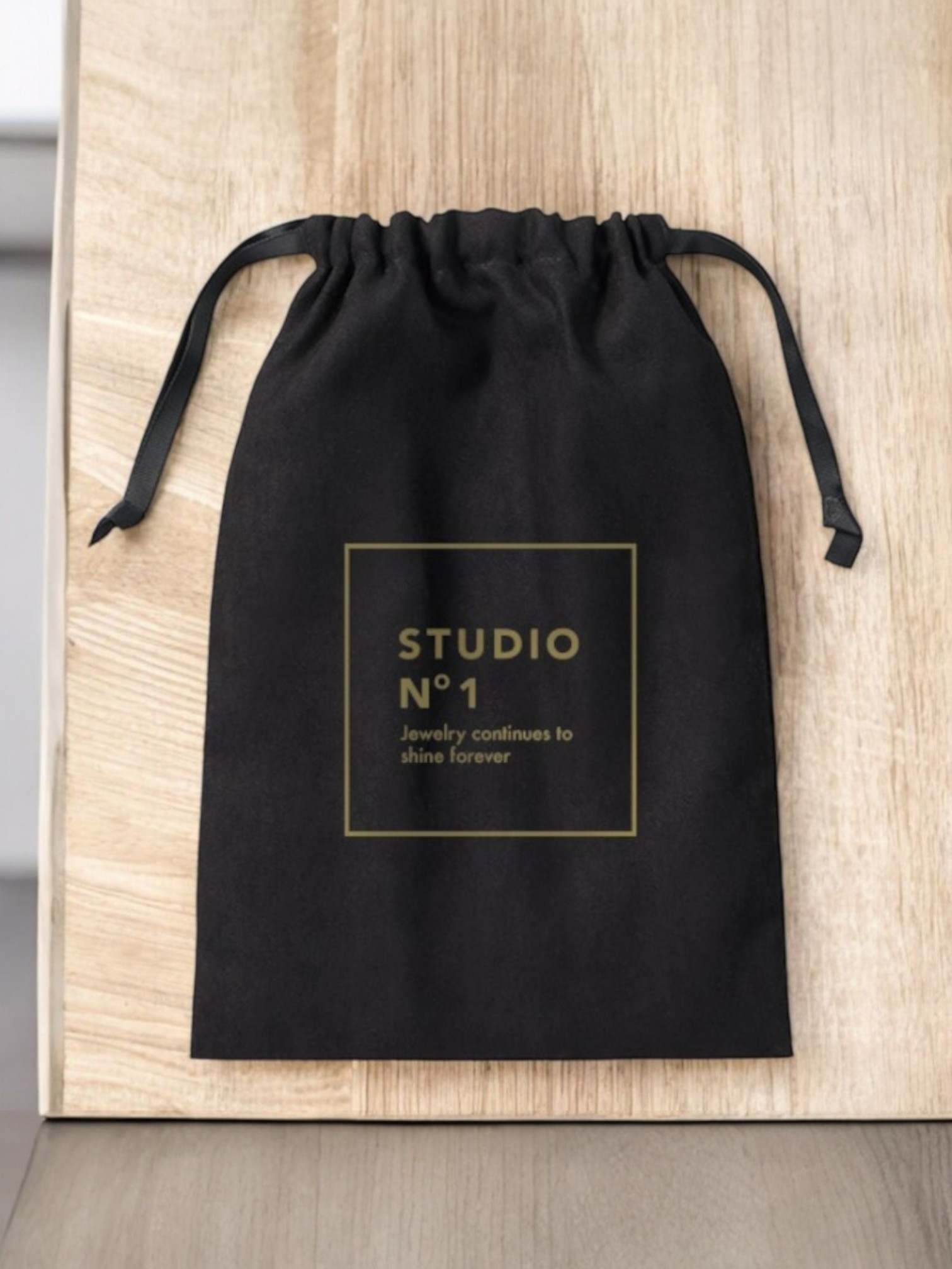 スウェード風巾着（M）