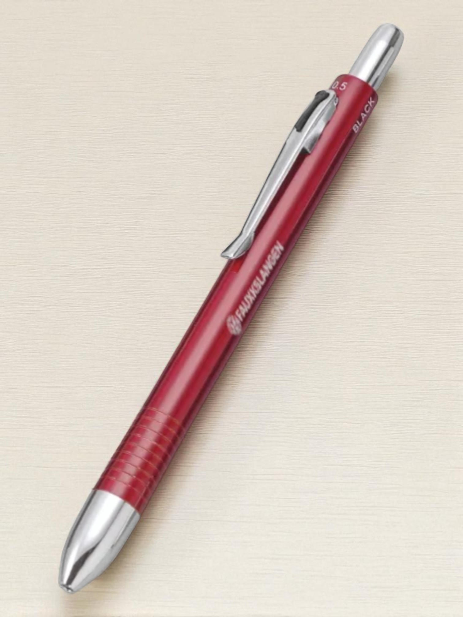 メタリック4アクションペン（ケース付）