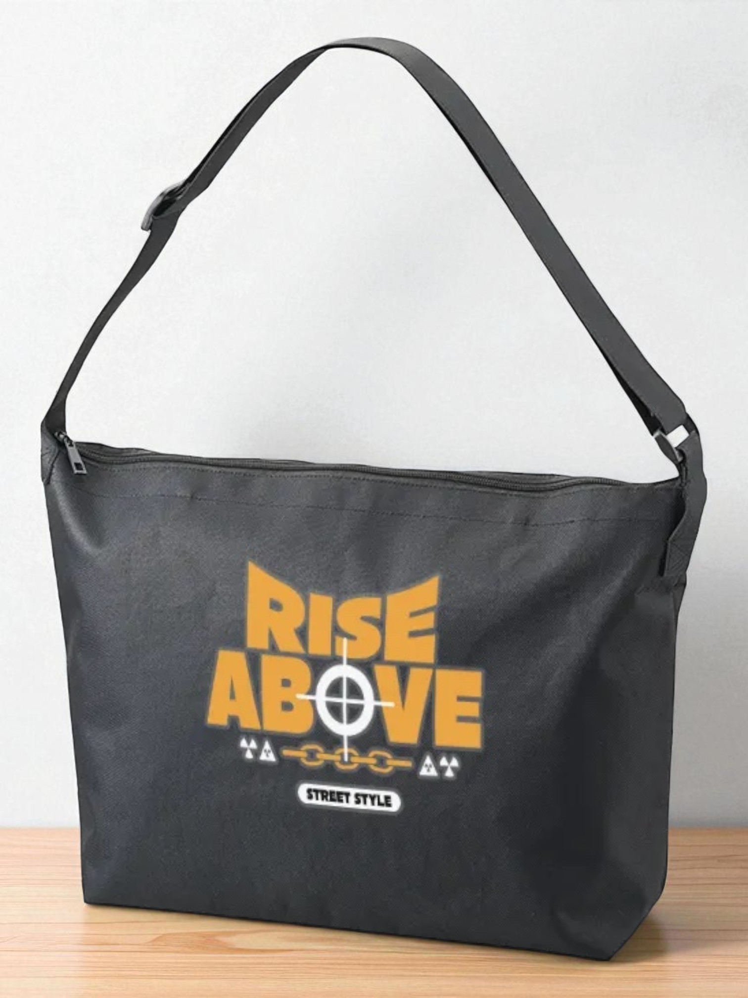 アジャスター付ファスナーショルダーバッグ