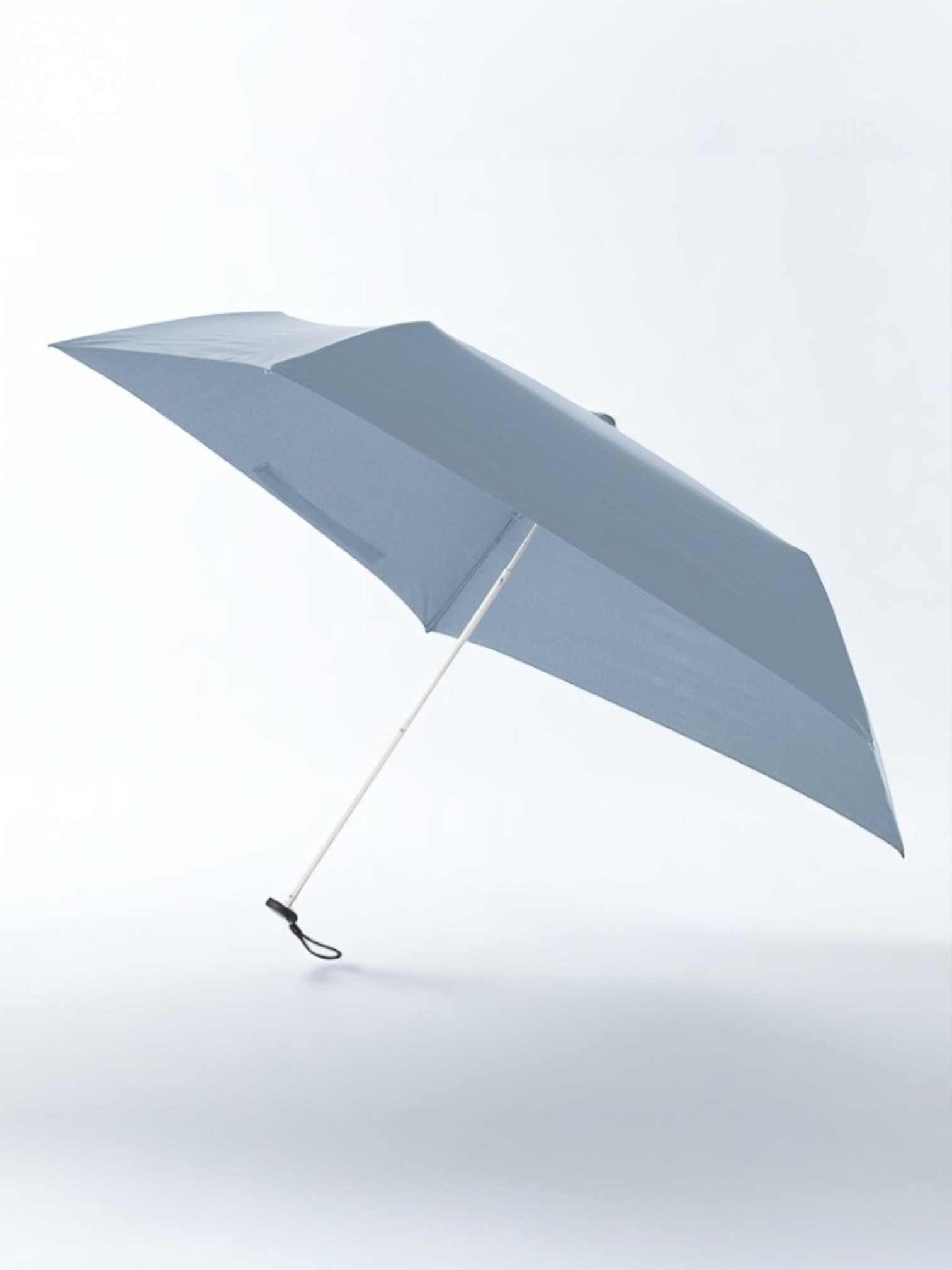 スリムUV折りたたみ傘（軽量タイプ）